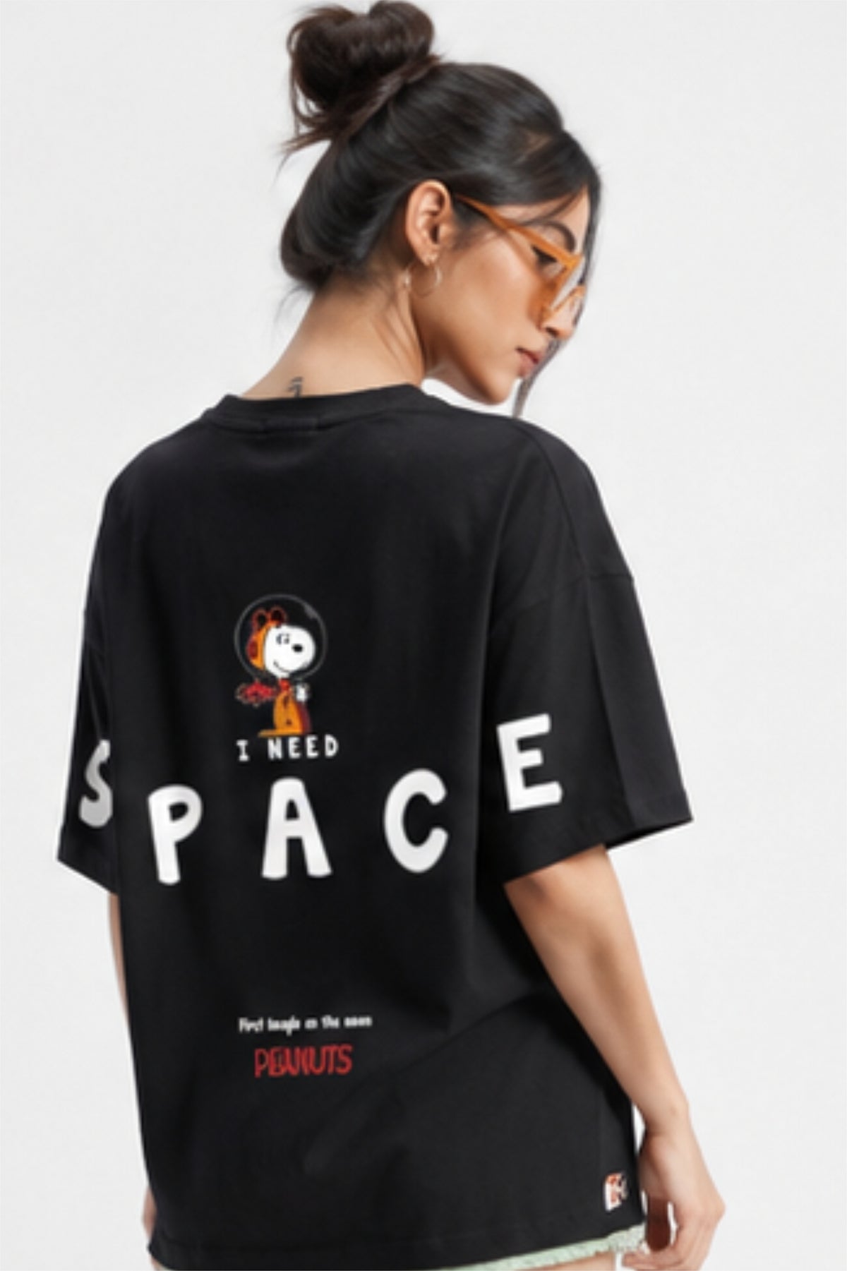 Oversized Graphic T-Shirt – I NEED SPACE